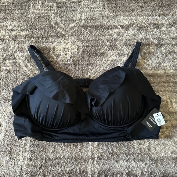 NWT Torrid Black Ruffle Push Up Bikini Top 3X DD - Picture 3 of 7